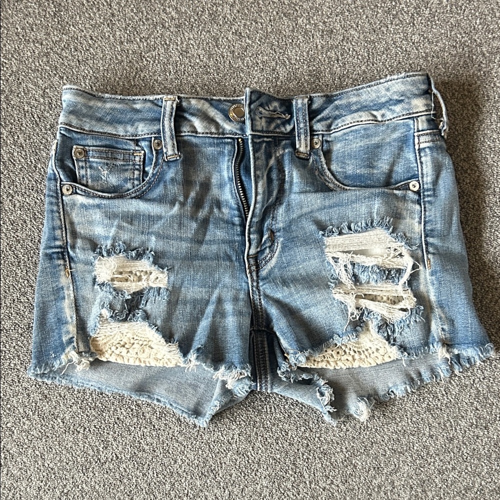 American eagle “high rise shortie” Distressed Denim Women Shorts